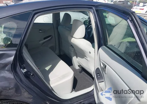 2014 Toyota Prius Three z USA, uszkodzony, nr VIN JTDKN3DU6E0364911